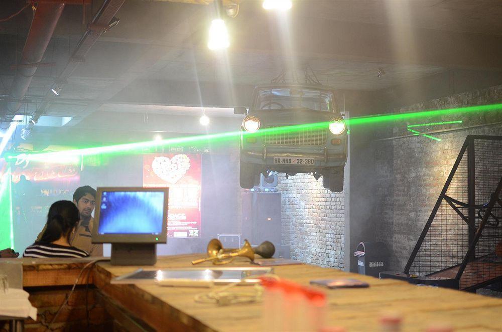 32Nd Milestone Hotel Gurgaon Eksteriør billede