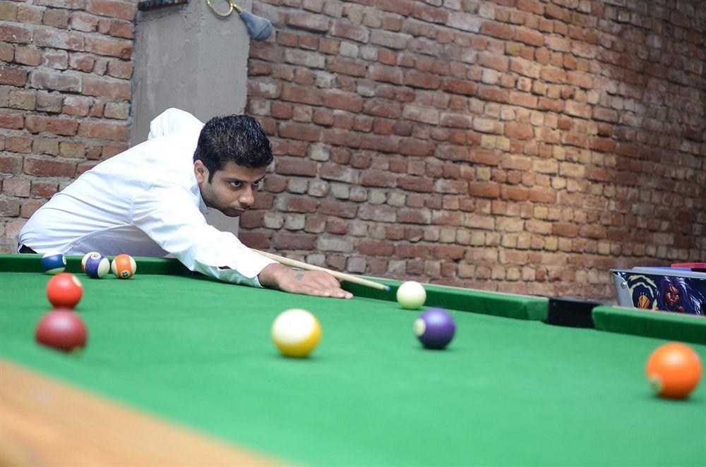 32Nd Milestone Hotel Gurgaon Eksteriør billede