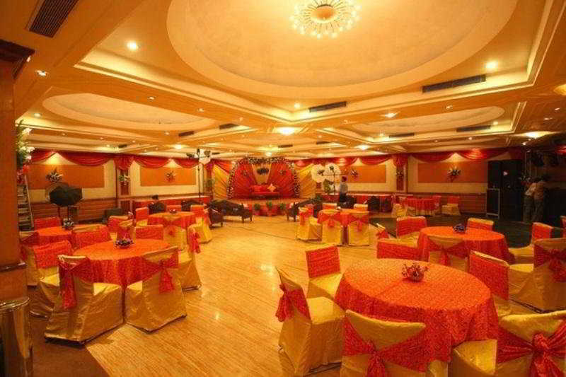 32Nd Milestone Hotel Gurgaon Restaurant billede